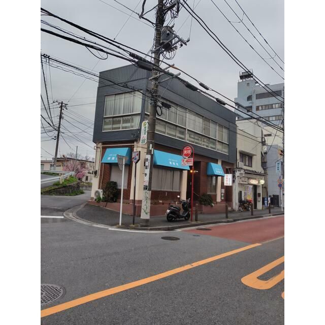 �����o�[�Y�p�u���z�ԑݓX�� �O�ώʐ^